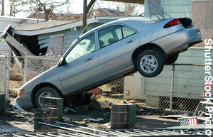 Strong winds can move cars.